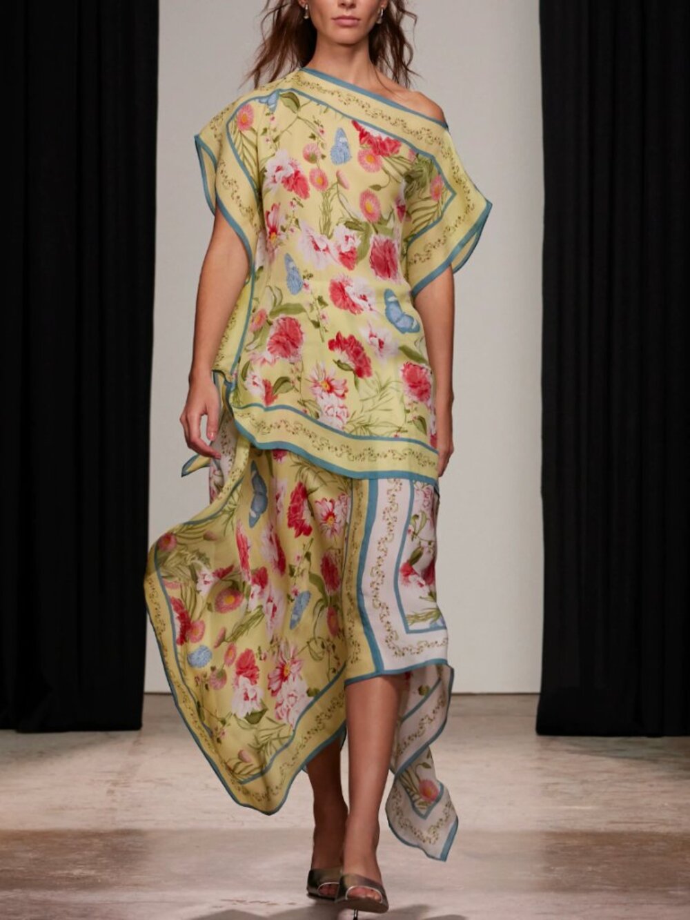 BEST Christy Lynn Pamela Tunic Top Meadow Yellow Floral Silk